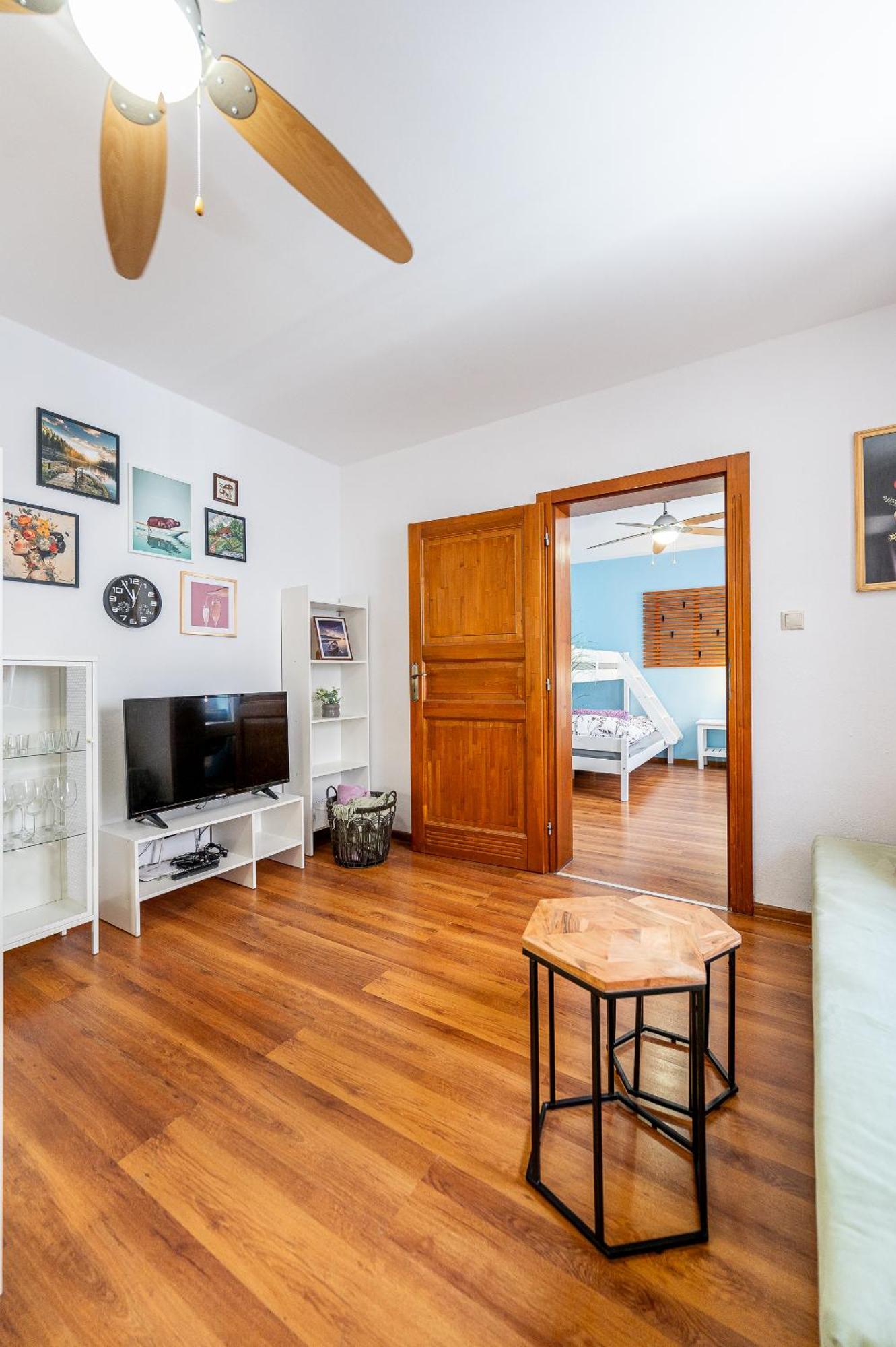 K2 Apartman 6 Lozok Kovacska Piatok Sobota Disco Dole Caşonia Exterior foto