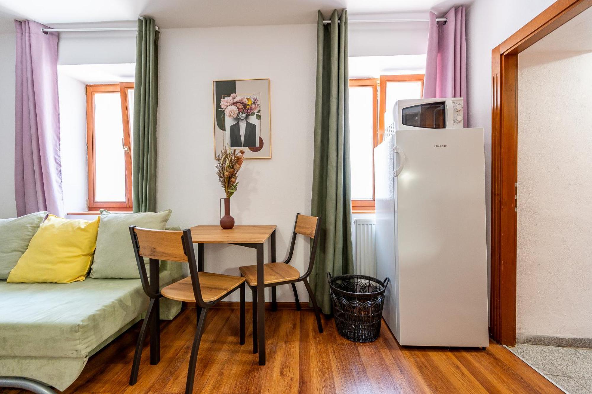 K2 Apartman 6 Lozok Kovacska Piatok Sobota Disco Dole Caşonia Exterior foto